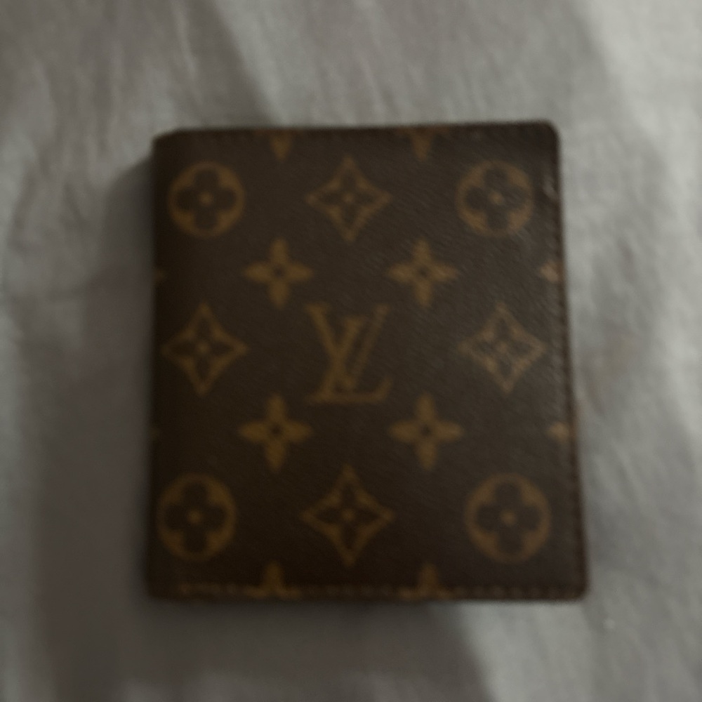 Louis Vuitton Brown Monogram Key & Card Holder